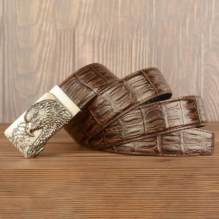 Cinturón de piel con estampado de cocodrilo y águila tallada para hombre
