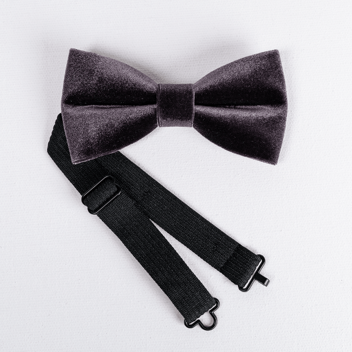Pajarita de terciopelo de color morado oscuro liso para hombre