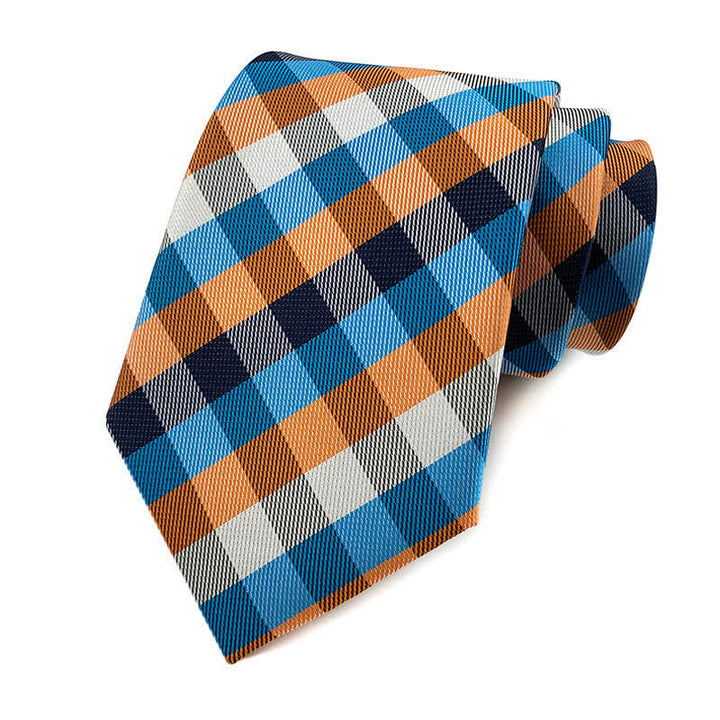 Traje de esmoquin ajustado para hombre con corbata a cuadros