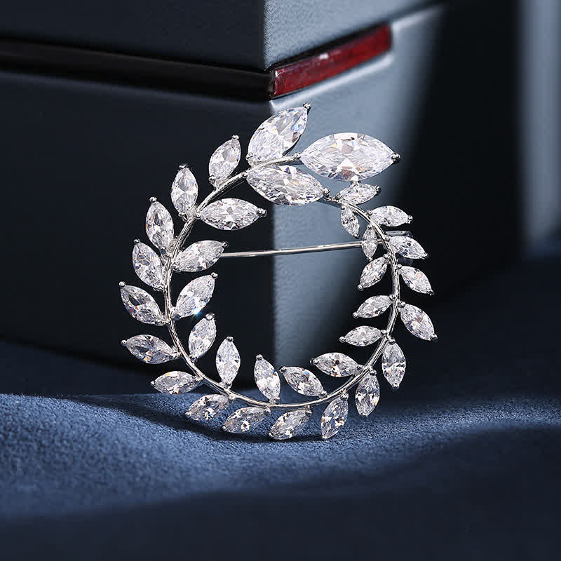 Broche de hojas de trigo doradas y circonitas para mujer