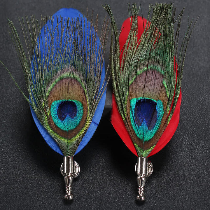 Broche de plumas naturales para ojal de boda.