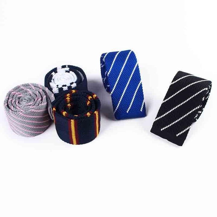 Corbata de punto con rayas diagonales para hombre