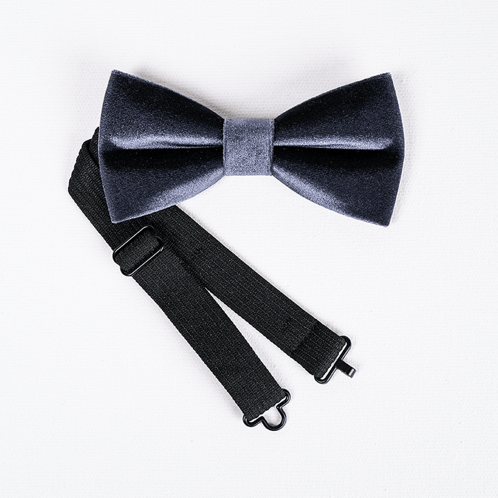 Pajarita de terciopelo de color liso gris noche para hombre