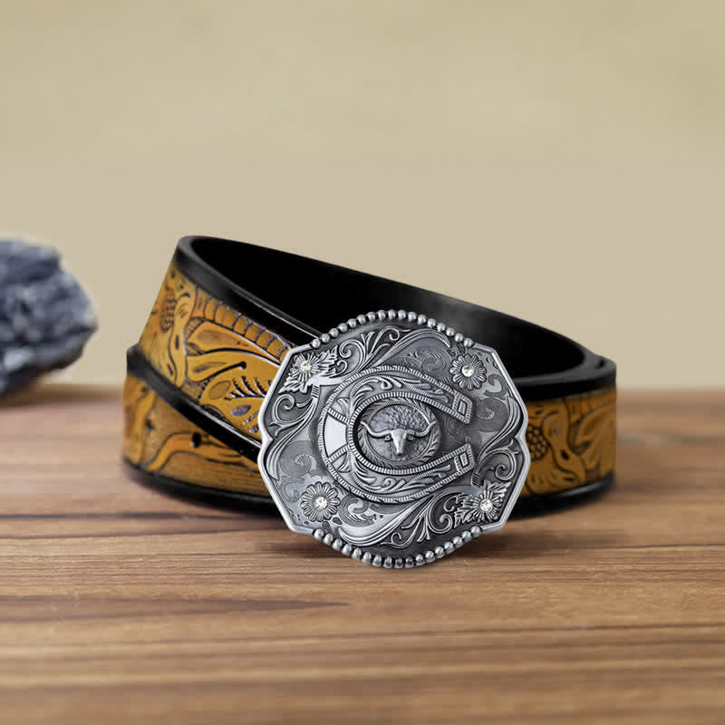 Cinturón de cuero con hebilla de toro y diseño floral con diamantes de imitación para hombre
