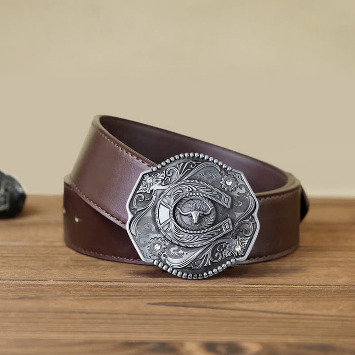 Cinturón de cuero con hebilla de toro y diseño floral con diamantes de imitación para hombre