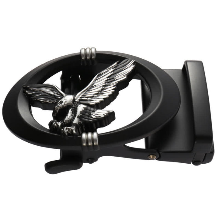 Cinturón de cuero con hebilla automática hueca negra con diseño de águila para hombre