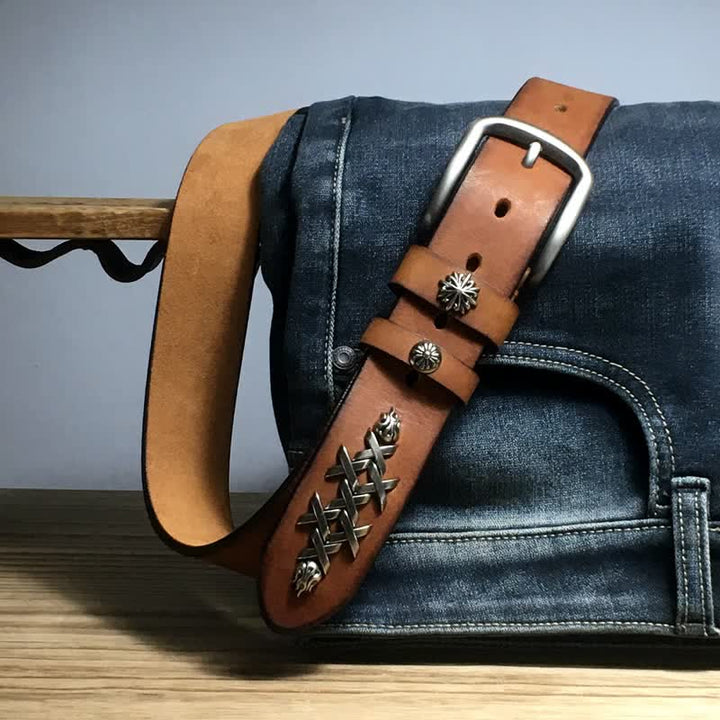 Cinturón de cuero con remaches tallados decorativos retro para hombre