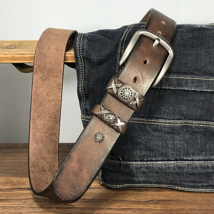 Cinturón de cuero con tachuelas y remaches exclusivo para hombre hecho a mano