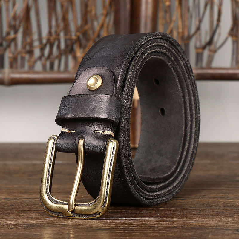 Cinturón de cuero con estampado de timón en relieve y efecto desgastado para hombre