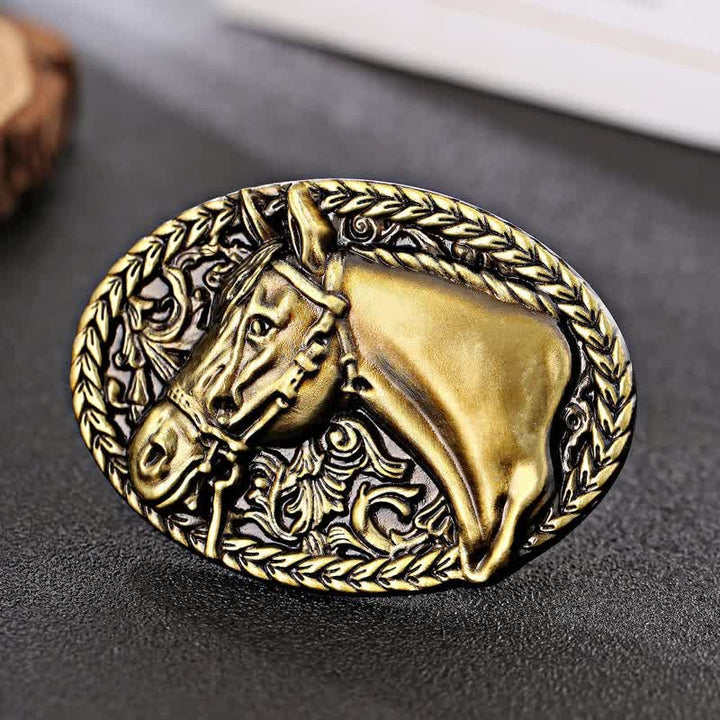 Cinturón de cuero con hebilla de cabeza de caballo grabada para hombre