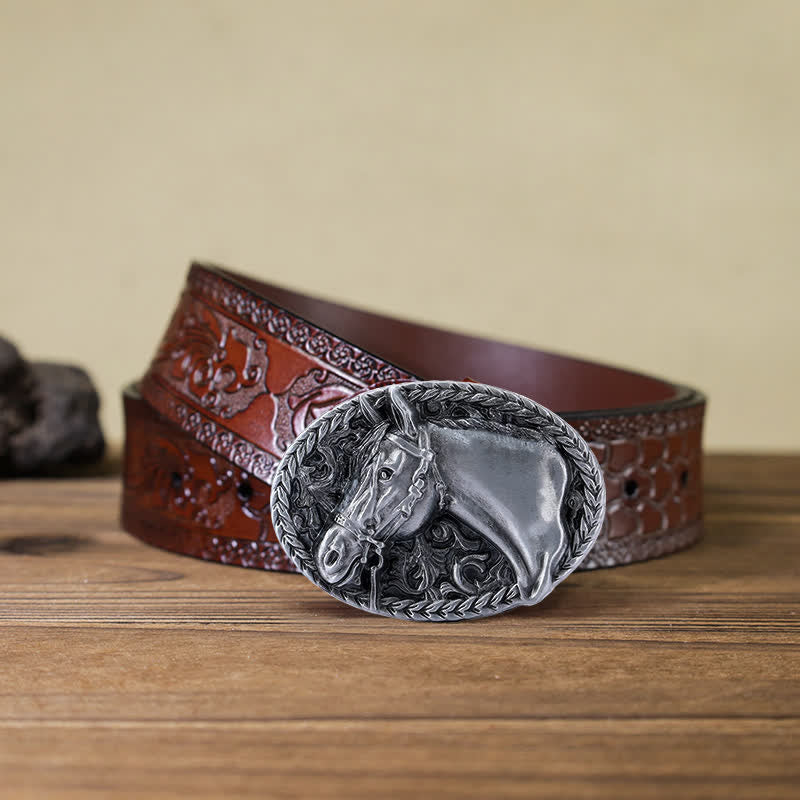 Cinturón de cuero con hebilla de cabeza de caballo grabada para hombre
