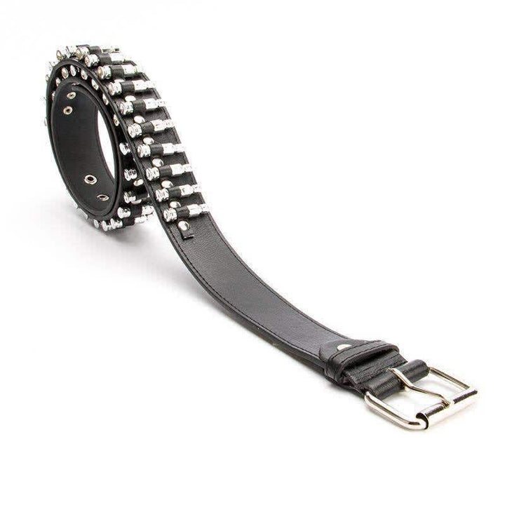 Cinturón de cuero con tachuelas y remaches de balas de punk rock negras
