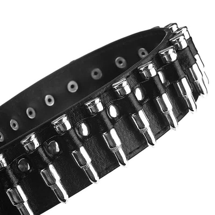Cinturón de cuero con tachuelas y remaches de balas de punk rock negras