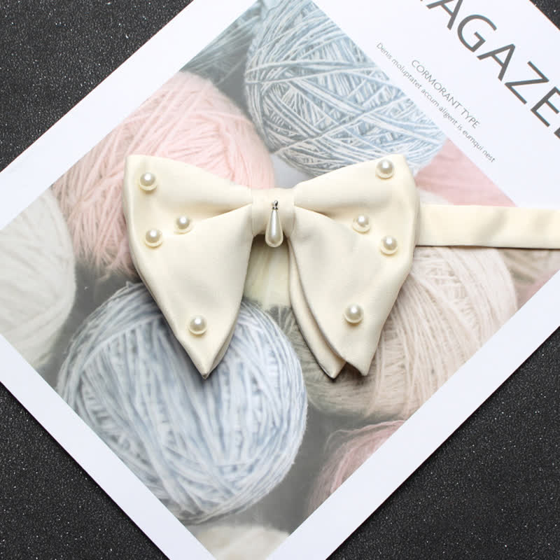 Pajarita elegante de gran tamaño con perlas y punta para hombre