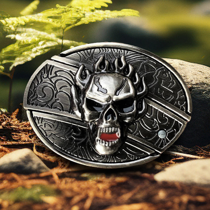 Cinturón de cuero con cuchillo plegable oculto con calavera en llamas para hombre