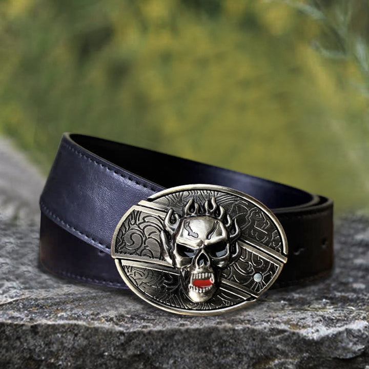 Cinturón de cuero con cuchillo plegable oculto con calavera en llamas para hombre