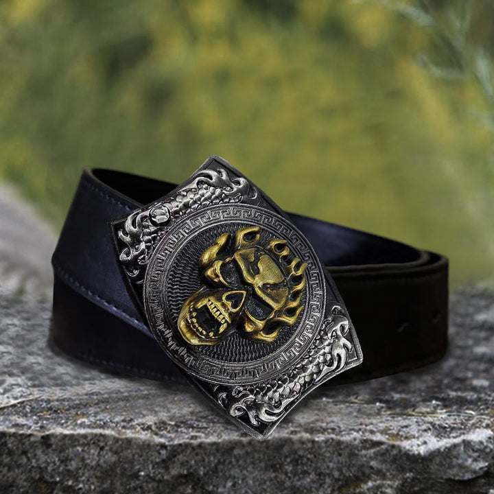 Cinturón de cuero con cuchillo plegable oculto con calavera en llamas para hombre