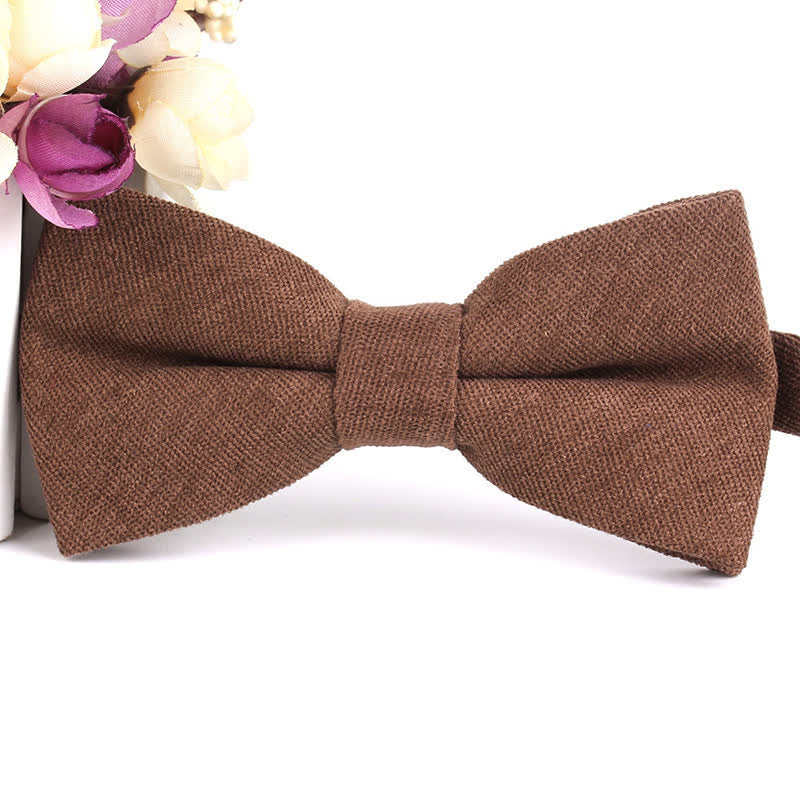 Pajarita formal de gamuza color caramelo liso para hombre