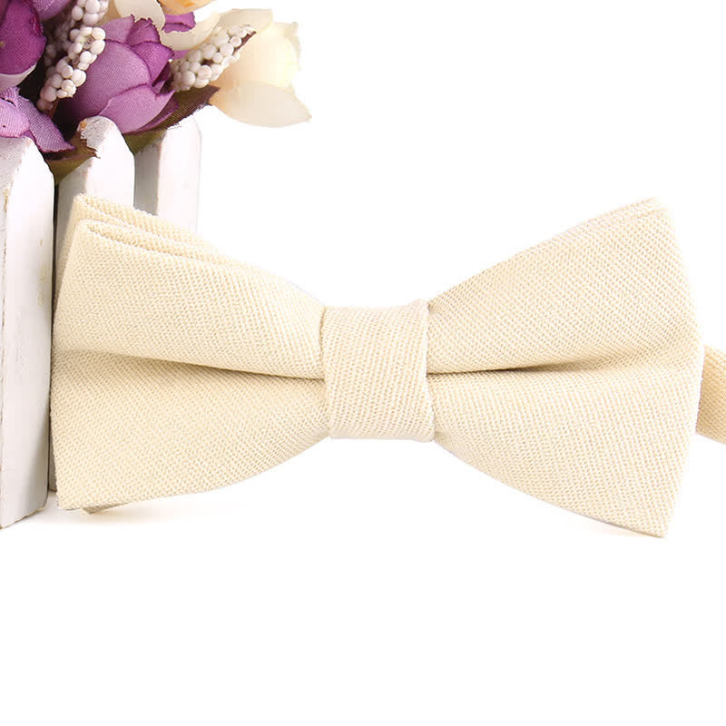 Pajarita formal de gamuza color caramelo liso para hombre