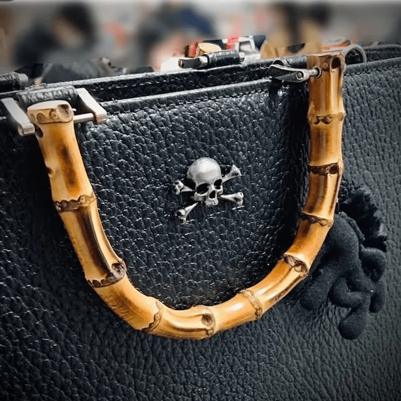 Impresionante broche de calavera gótica retro