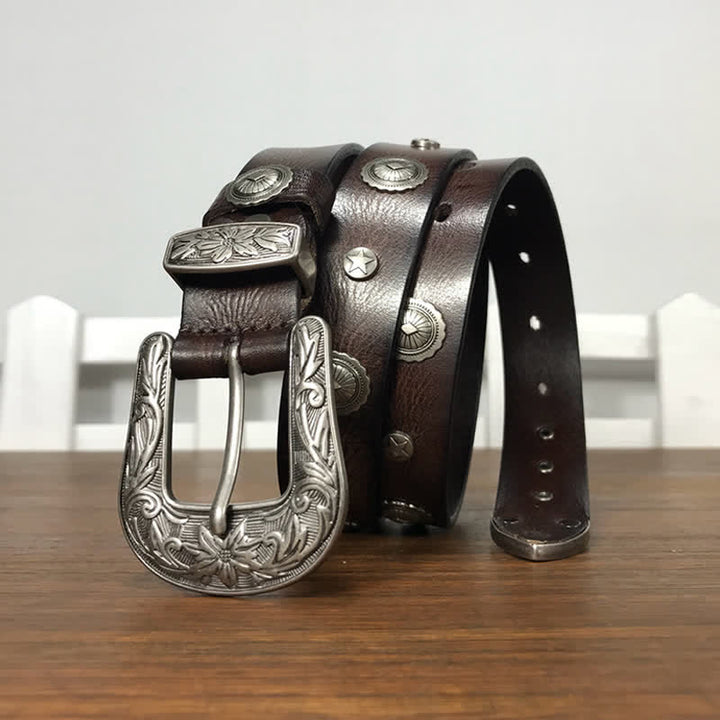 Cinturón de cuero con tachuelas y remaches redondos decorativos con personalidad