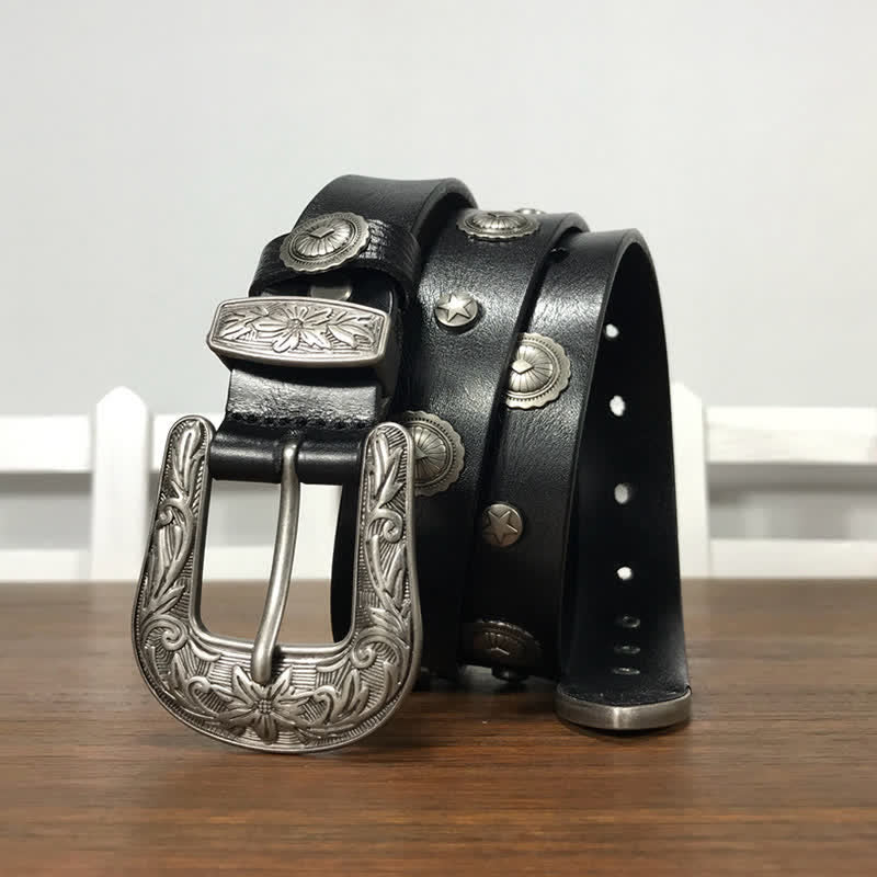 Cinturón de cuero con tachuelas y remaches redondos decorativos con personalidad