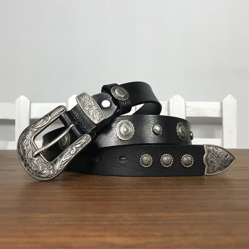 Cinturón de cuero con tachuelas y remaches redondos decorativos con personalidad
