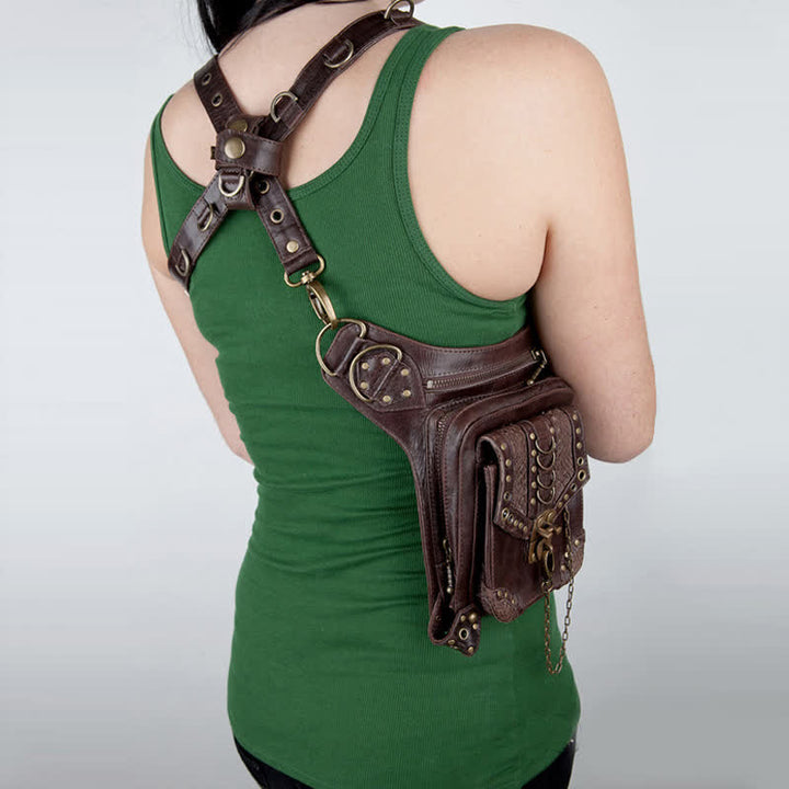 Riñonera de viaje estilo steampunk con cadena gótica marrón