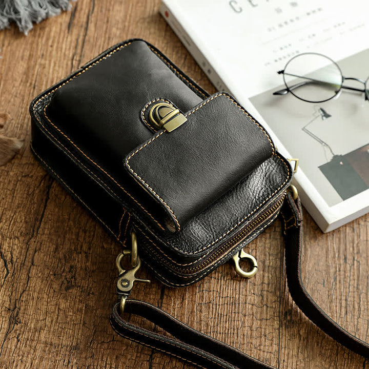 Bolso bandolera vintage de piel curtida con vegetales