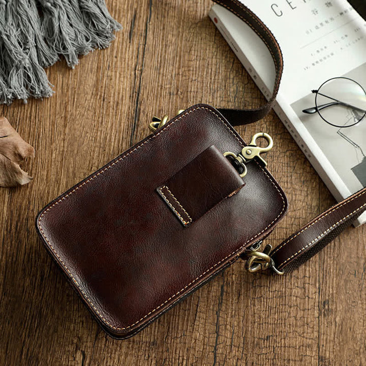 Bolso bandolera vintage de piel curtida con vegetales