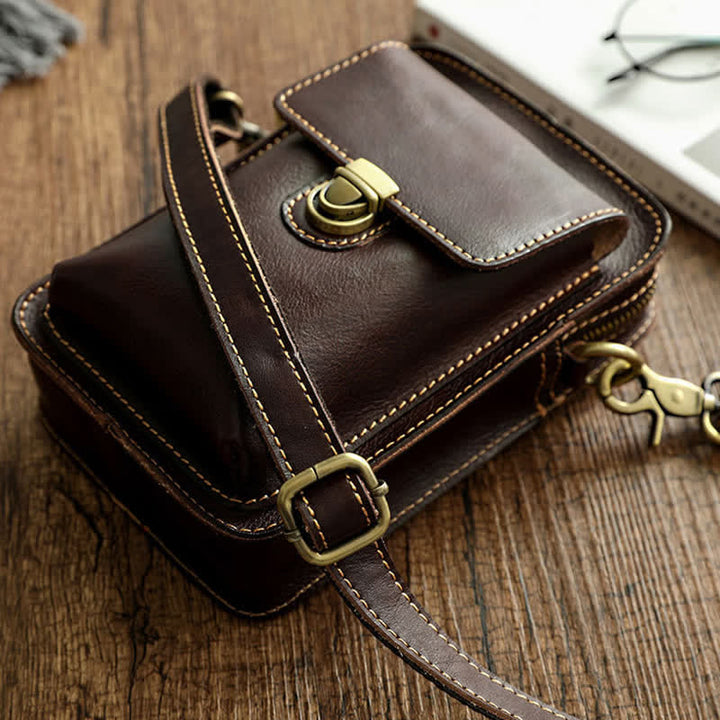 Bolso bandolera vintage de piel curtida con vegetales