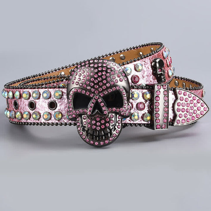 Cinturón de cuero con cuentas de diamantes de imitación y diseño de fantasmas punk.
