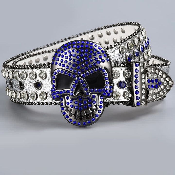 Cinturón de cuero con cuentas de diamantes de imitación y diseño de fantasmas punk.