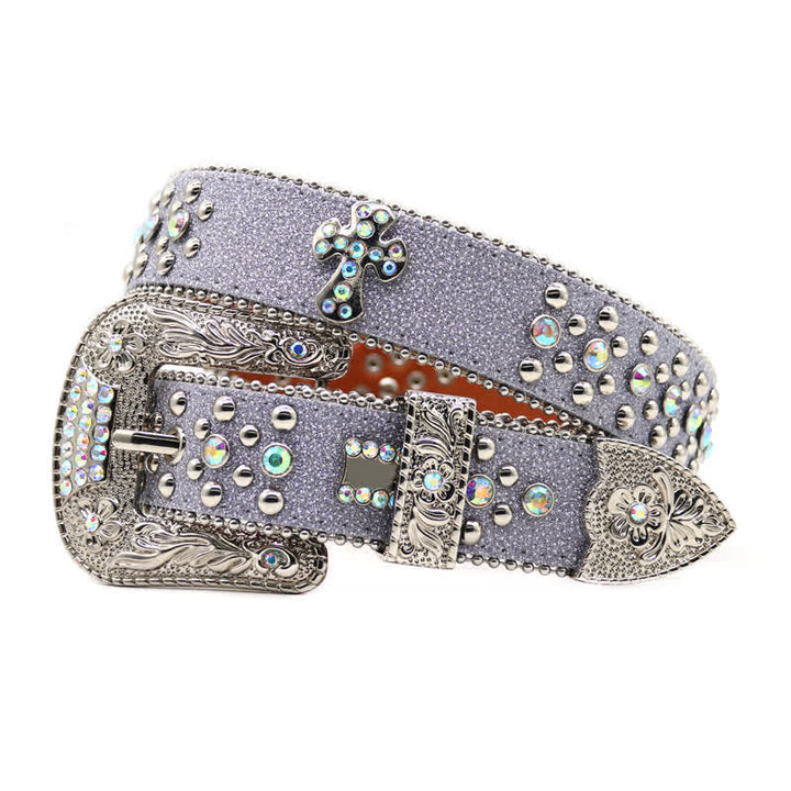 Cinturón de cuero con remaches de diamantes de imitación y hebilla tallada con flores