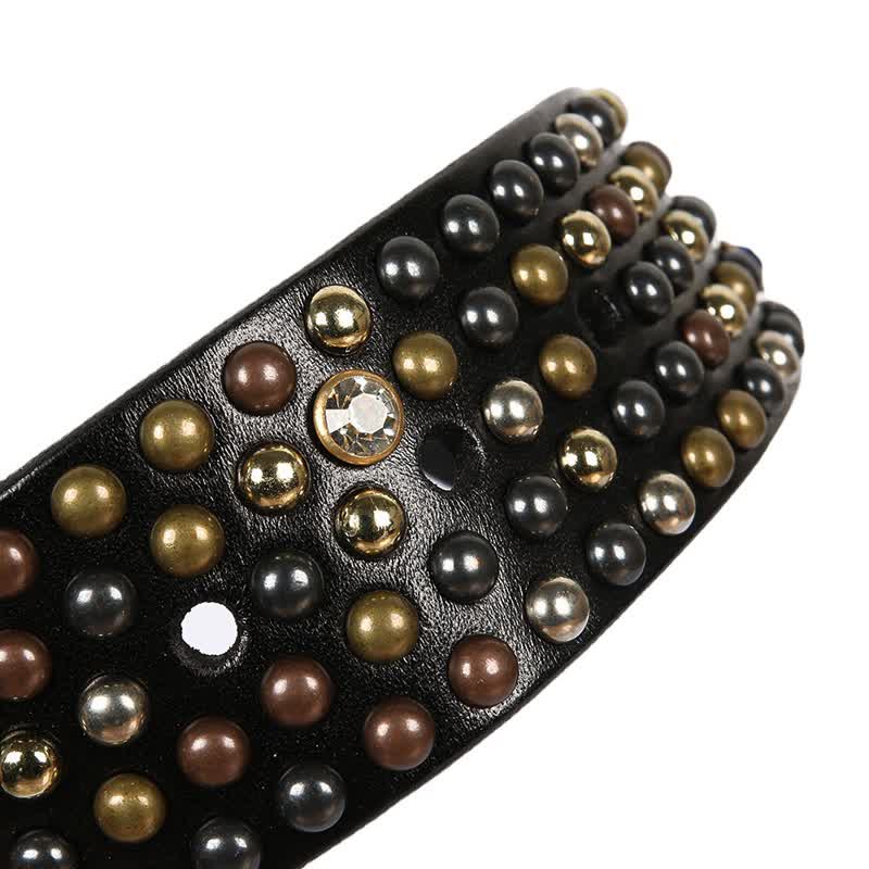 Cinturón de cuero con remaches y tachuelas de diamantes de imitación con estilo
