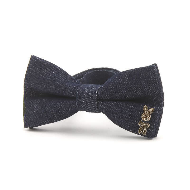 Pajarita vaquera de algodón con decoraciones metalizadas en azul marino oscuro para hombre