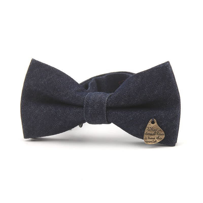 Pajarita vaquera de algodón con decoraciones metalizadas en azul marino oscuro para hombre