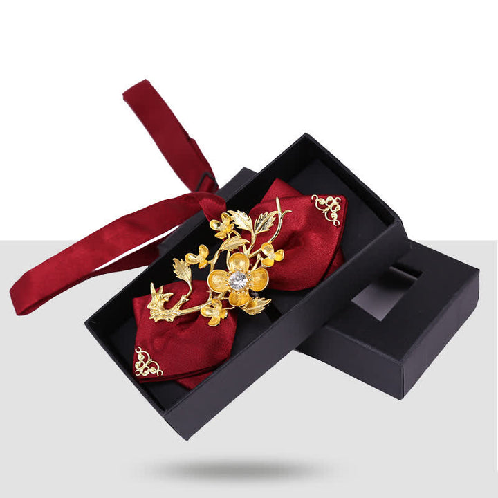 Pajarita de boda para hombre con diseño de pájaro y rama floral dorada