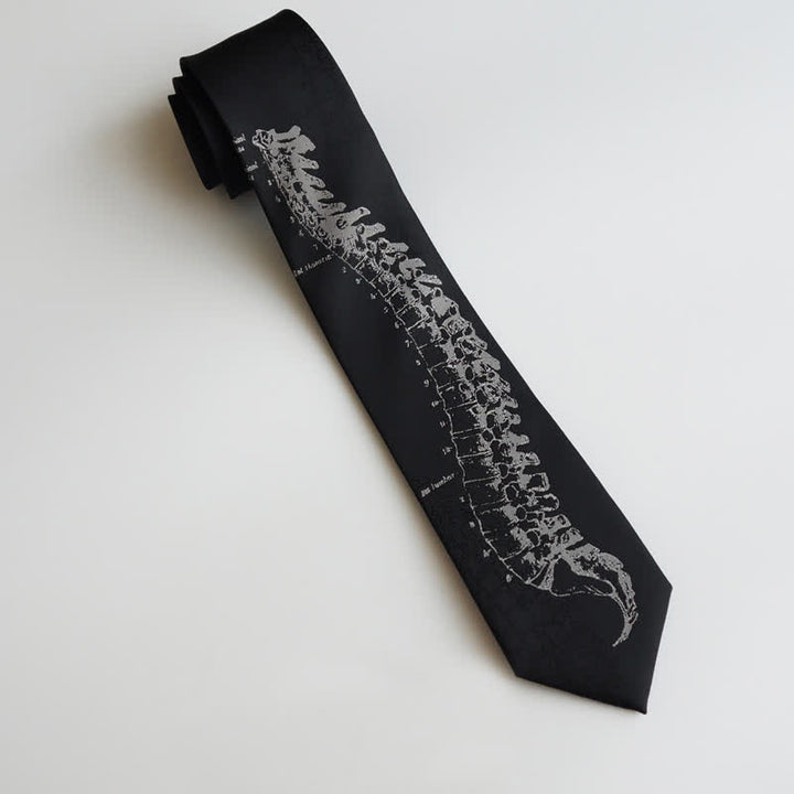 Corbata de hombre con bordado de calavera negra
