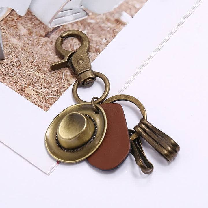 Llavero de cuero con sombrero de vaquero de bronce antiguo retro