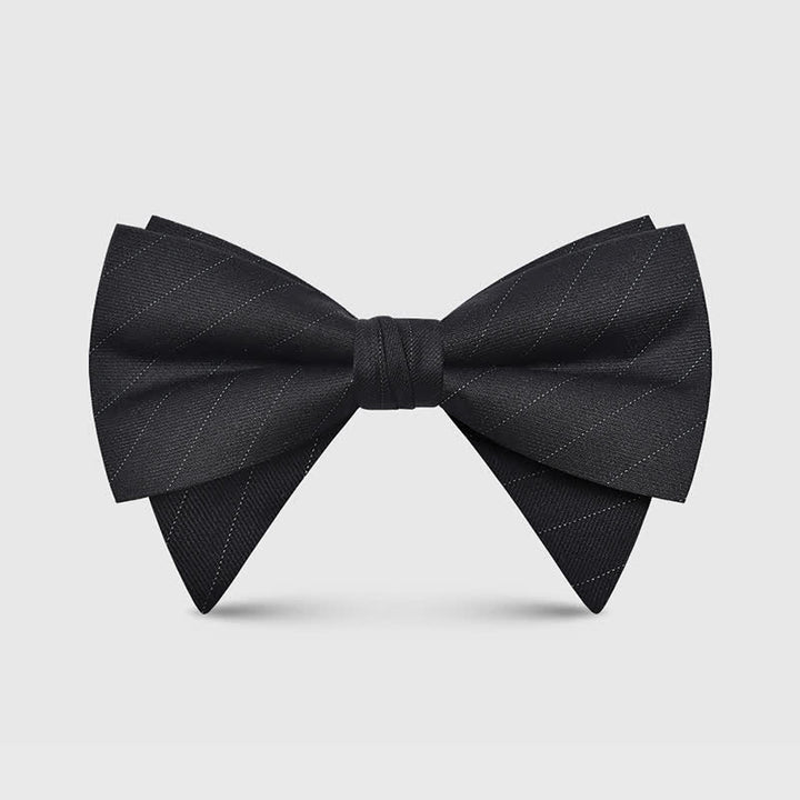 Pajarita clásica grande y elegante con punta extragrande para hombre