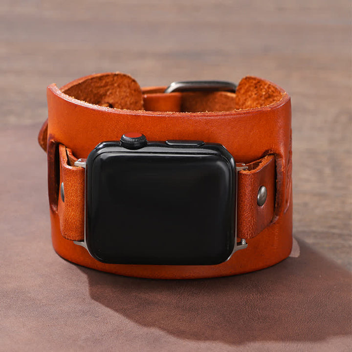 Pulsera de cuero con diseño de lobo y relieve punk