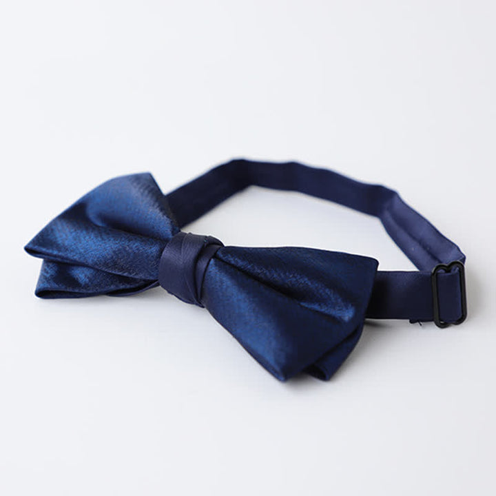 Pajarita de color liso azul marino para hombre