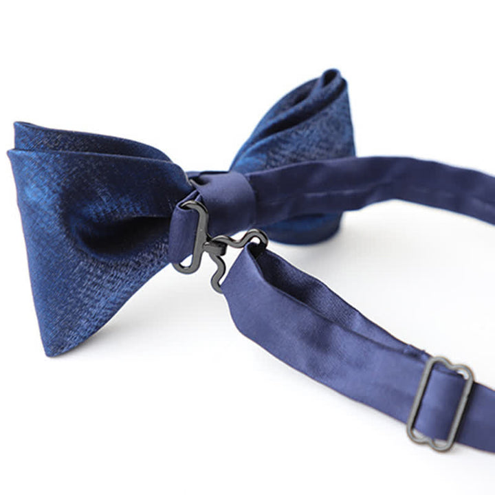 Pajarita de color liso azul marino para hombre