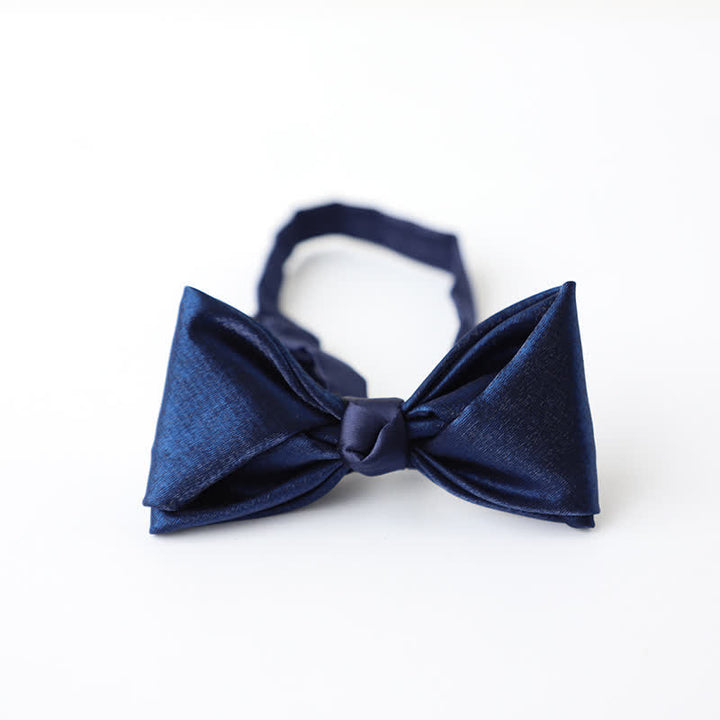 Pajarita de color liso azul marino para hombre