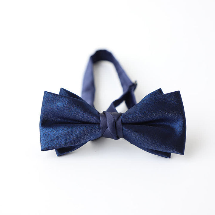 Pajarita de color liso azul marino para hombre