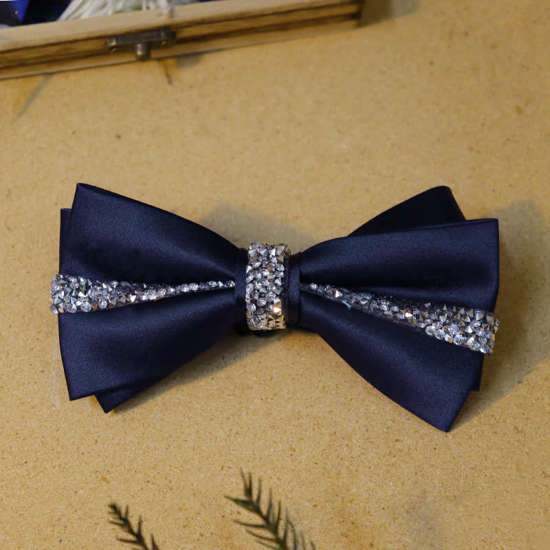 Conjunto de pajaritas de caballero con diamantes de imitación de color azul marino