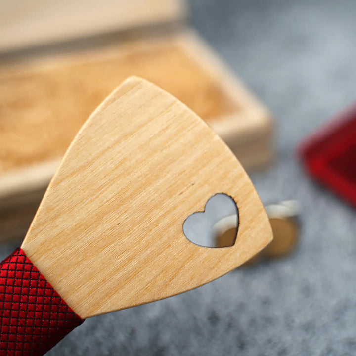 Juego de 3 pajaritas de madera con forma de corazón hueco para hombre
