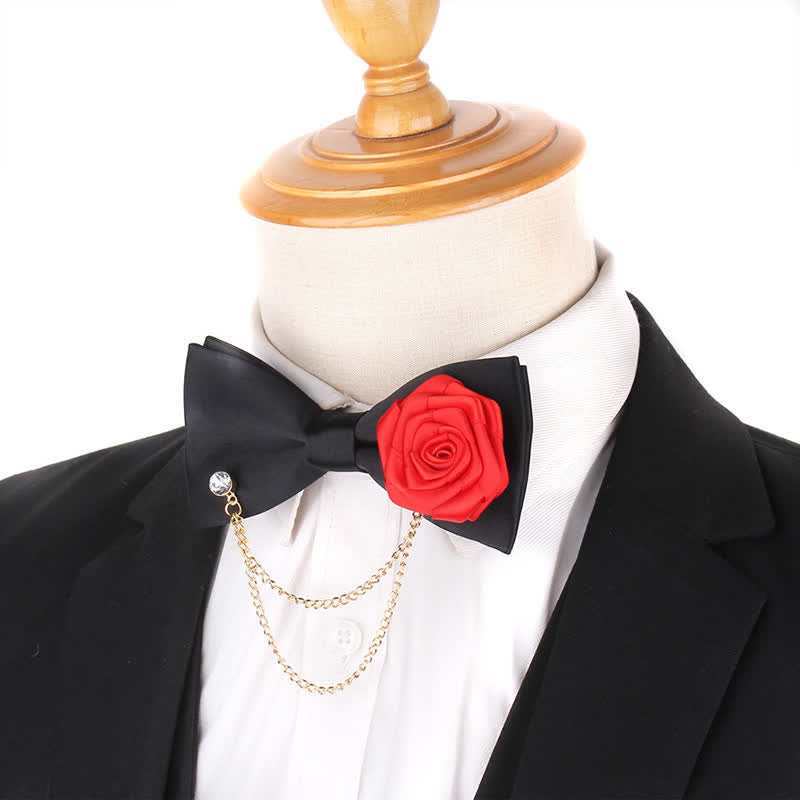 Pajarita elegante con decoración de cadena dorada rosa para hombre
