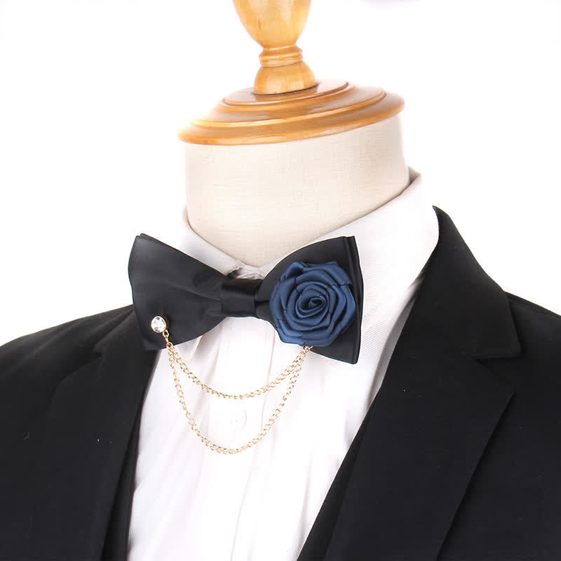 Pajarita elegante con decoración de cadena dorada rosa para hombre